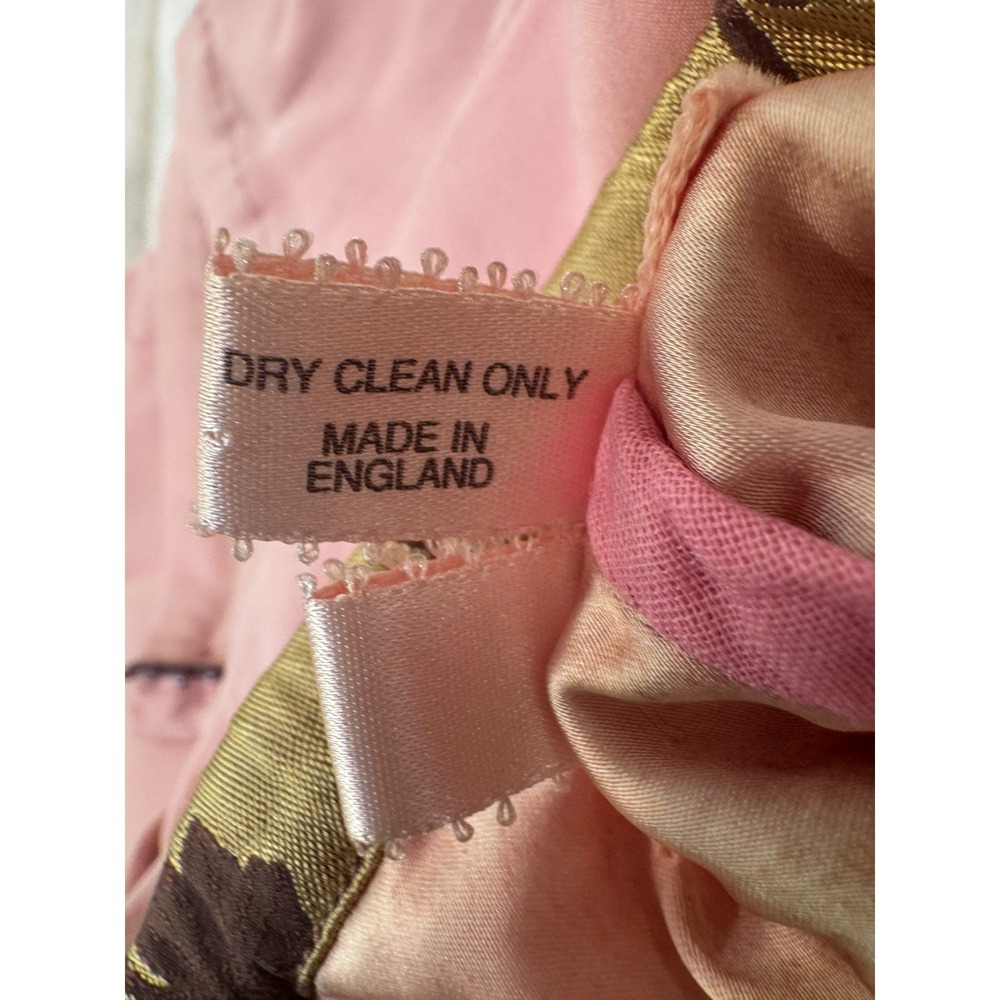 VOYAGE Invest in the Original Pink Pants. Sz S - Picture 8 of 8